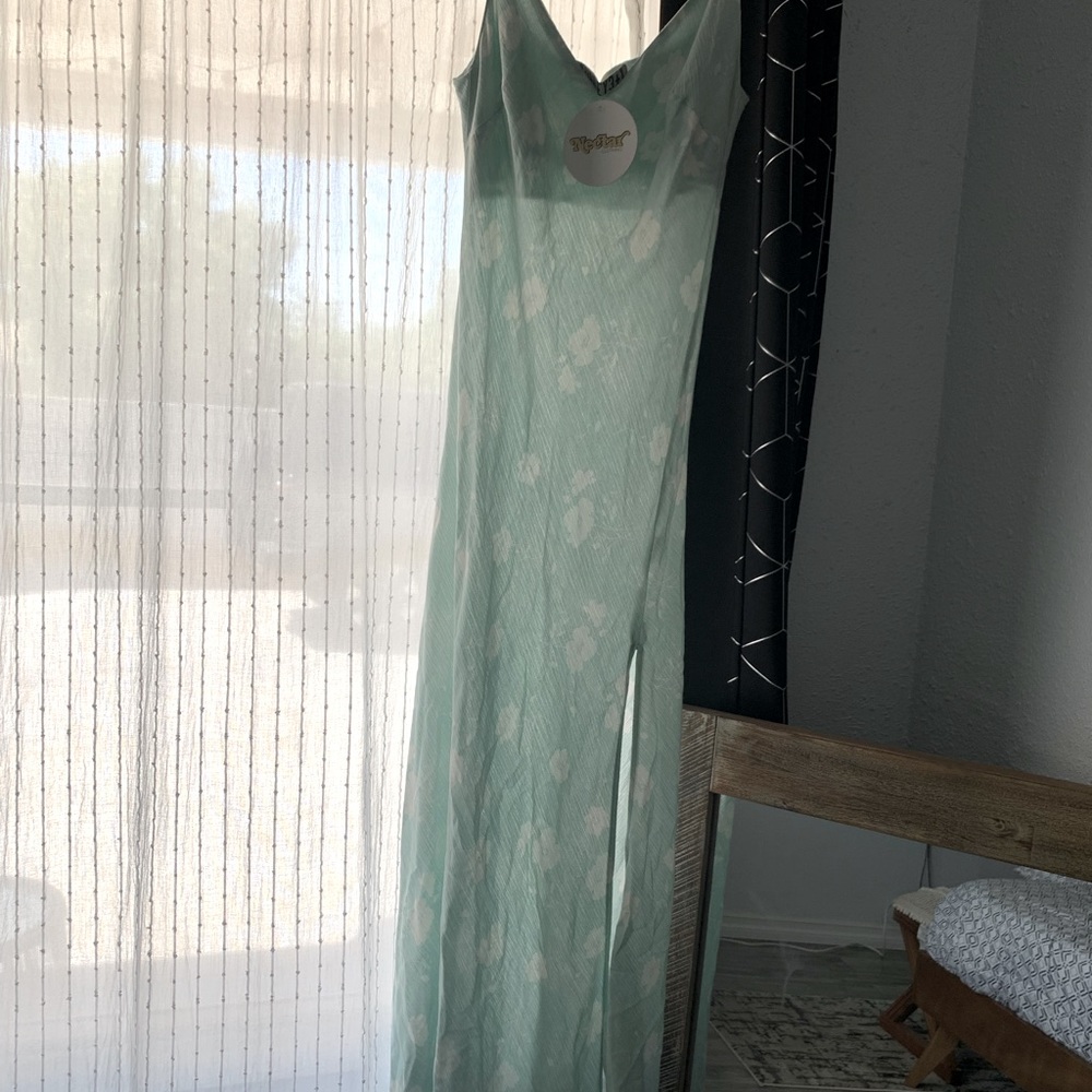 Unforgettable Floral Maxi Dress by NectarClothing